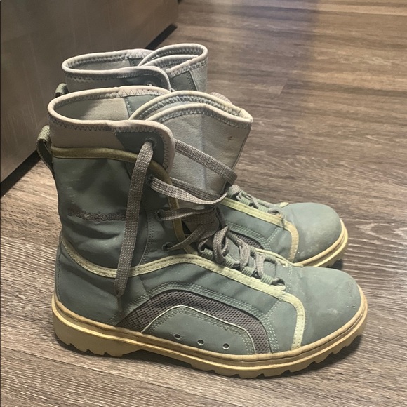 Patagonia High-Top Boots - Picture 1 of 10